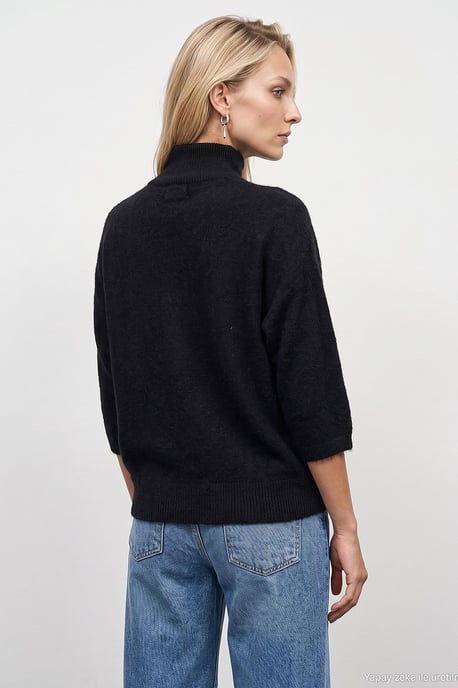 Women's Wool-Blend Sweater - Image 3