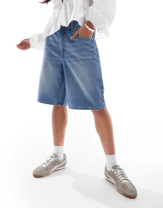 Cotton On super baggy denim-jorts i blå dimma - Image 2