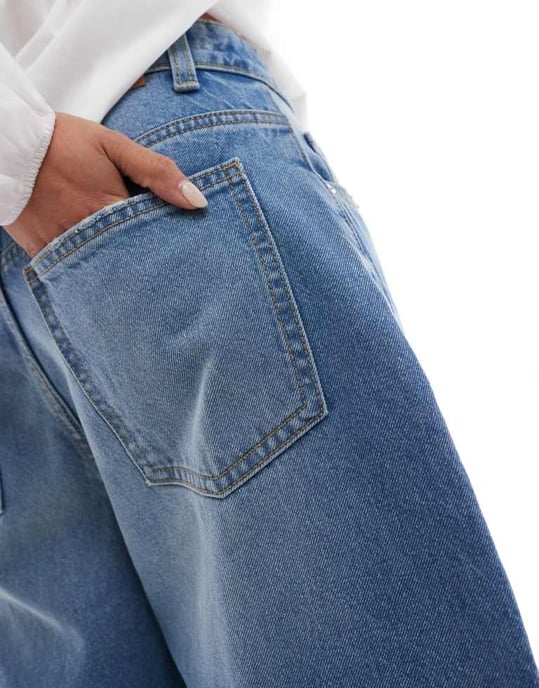 Cotton On super baggy denim-jorts i blå dimma - Image 3