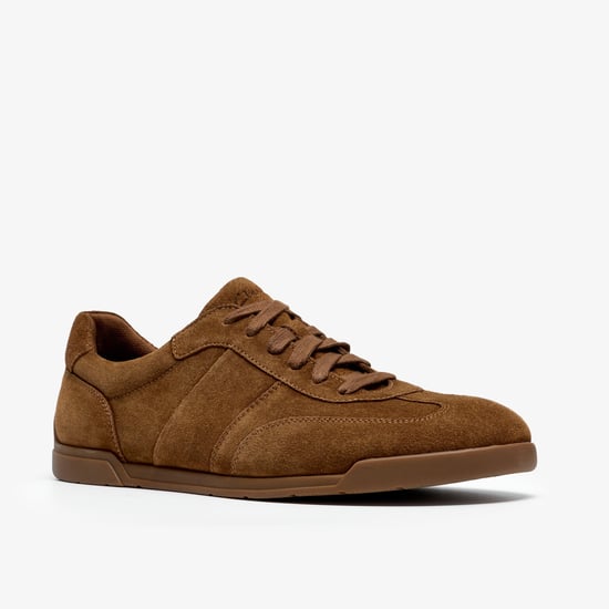 Henton Lo Cola Suede Trainers - Image 4