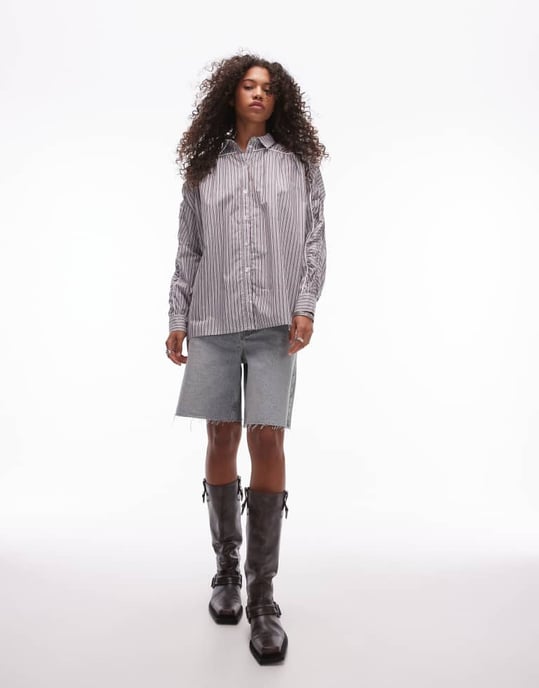 Resume oversized stripe boyfriend shirt with contrast piping and ruching - Image 3