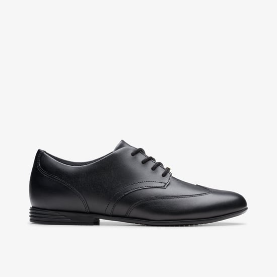Coupe Large FINJA WING Y Shoes - Image 1