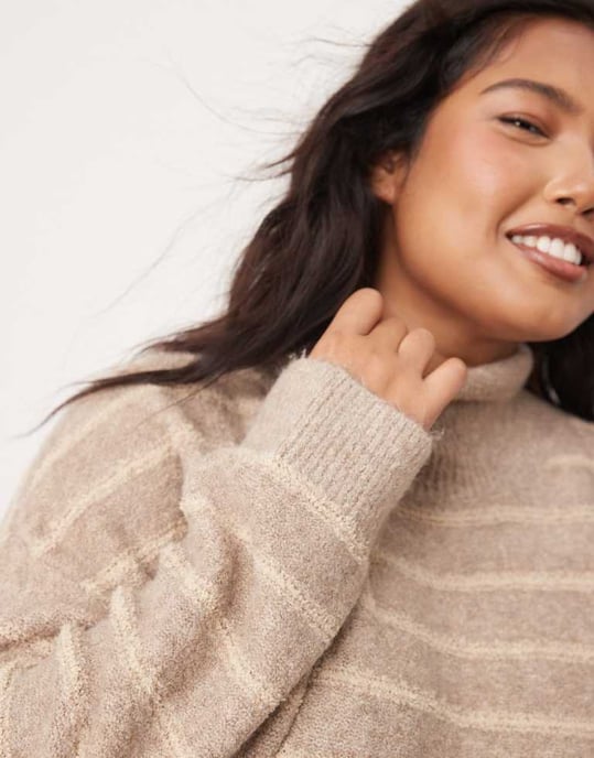 Vila Curve high neck textured knitted jumper in tonal beige stripe - Image 4