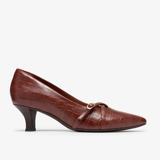 Kepley Star Dark Tan Croc Shoes - Image 1