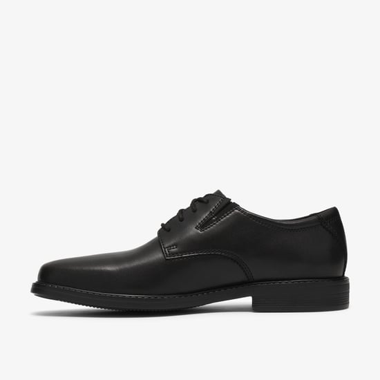 Cosgrove Plain Black Shoes - Image 2