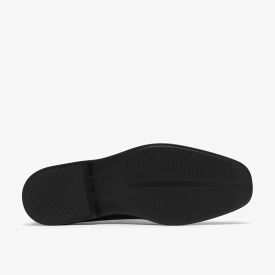Cosgrove Plain Black Shoes - Image 3