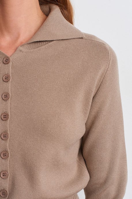 Women's Acrylic Wool Blend Sweater - Image 4