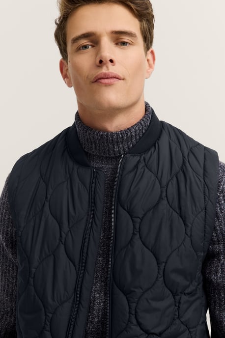 Bugatti Herren Gewatteerd vest Regular Fit met golvend stiksel - Image 5