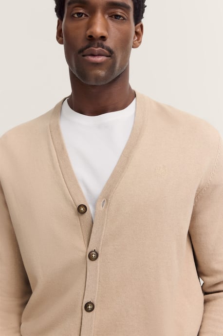 Bugatti Herren Cardigan mit V-Ausschnitt aus Baumwolle-Kaschmir - Image 4