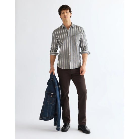 Wrangler Greensboro heren regular straight-fit jeans chocolate torte - Image 3