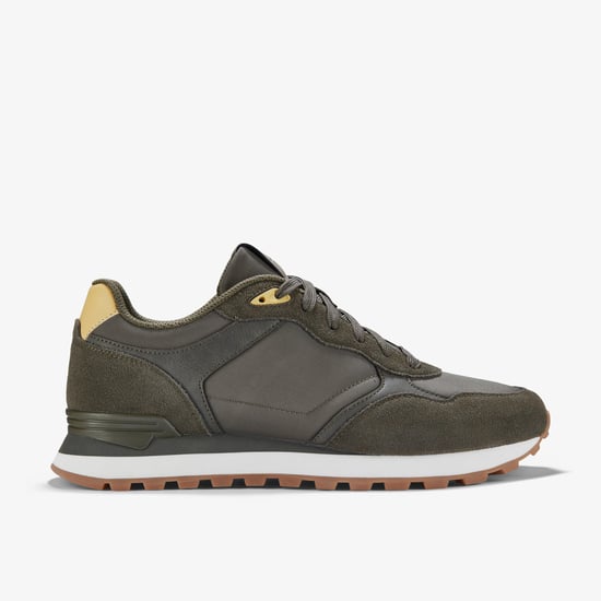 MOLLAND GO Sneakers - Image 1