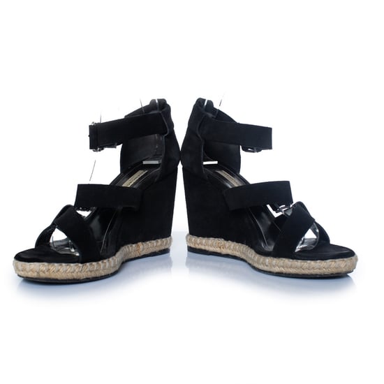 Balenciaga, zwarte suède sandaal met sleehak - Image 3