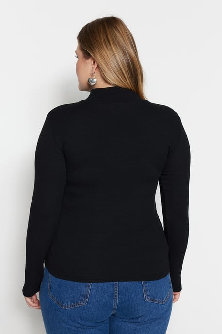 Trendyol Curve Dam Svart Enfärgad Lång Figursydd Plus size Blusar - Image 3