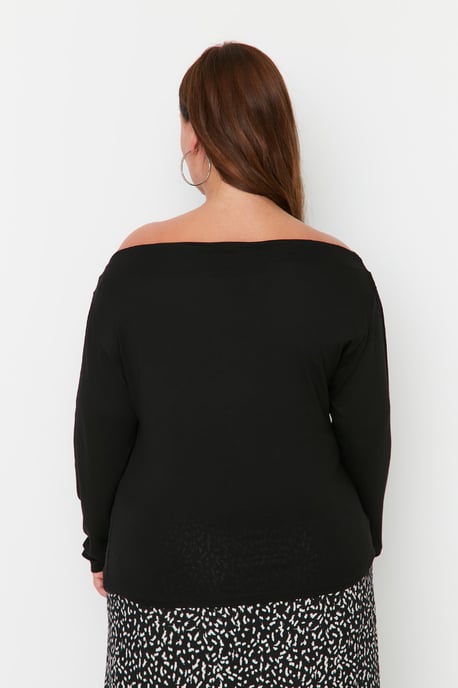 Trendyol Curve Dam Svart Enfärgad Lång Regular fit Plus size Blusar - Image 4