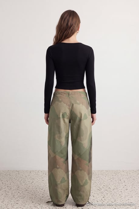 TRENDYOLMİLLA Dames Zwart Effen Lang Getailleerd Blouses - Image 4