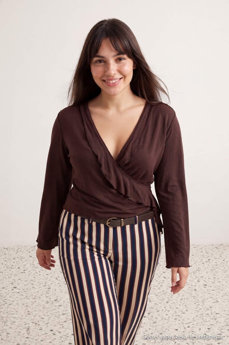 Trendyol Curve Dam Brun Enfärgad Lång Figursydd Plus size Blusar - Image 4