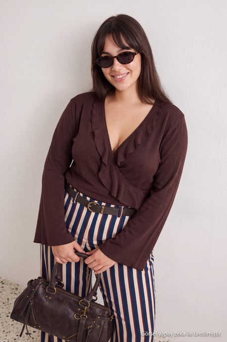 Trendyol Curve Dam Brun Enfärgad Lång Figursydd Plus size Blusar - Image 6