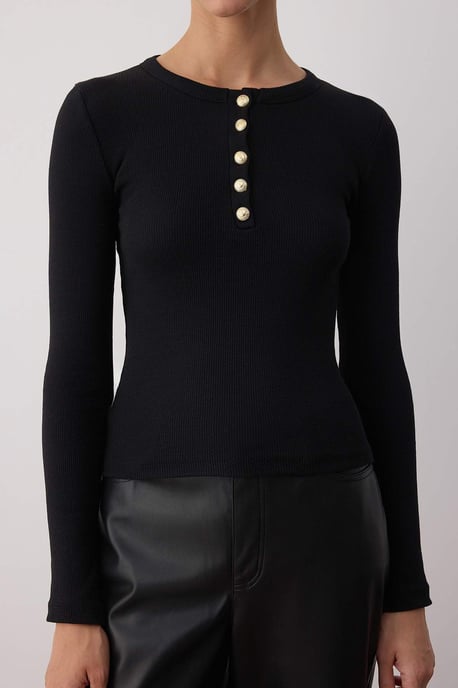 TRENDYOLMİLLA Women's Black Plain Long Fitted Blouses - Image 2