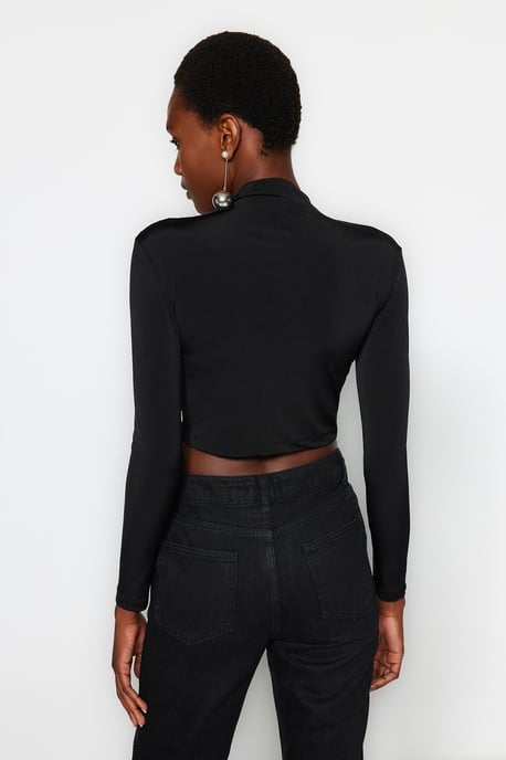 TRENDYOLMİLLA Dames Zwart Effen Lang Getailleerd Blouses - Image 5