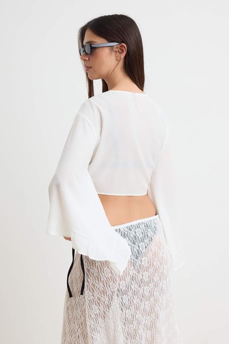 TRENDYOLMİLLA Dames Ecru Effen Lang Regular fit Blouses - Image 3