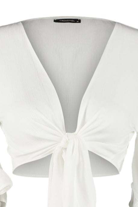 TRENDYOLMİLLA Dames Ecru Effen Lang Regular fit Blouses - Image 5