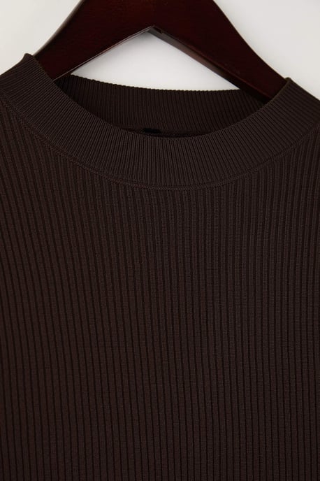 Trendyol Curve Dames Bruin Effen Lang Getailleerd Grote maten Blouses - Image 5
