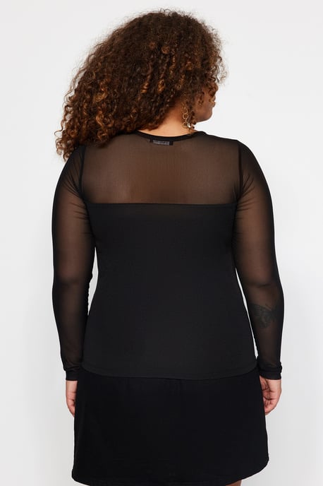 Trendyol Curve Dam Svart Enfärgad Lång Figursydd Plus size Blusar - Image 4