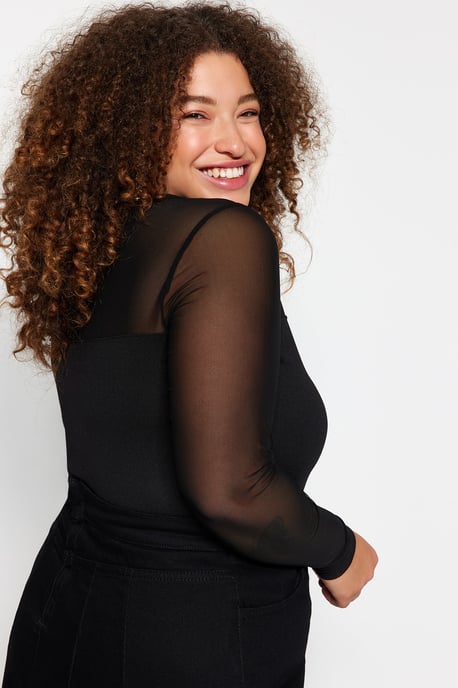 Trendyol Curve Dam Svart Enfärgad Lång Figursydd Plus size Blusar - Image 6