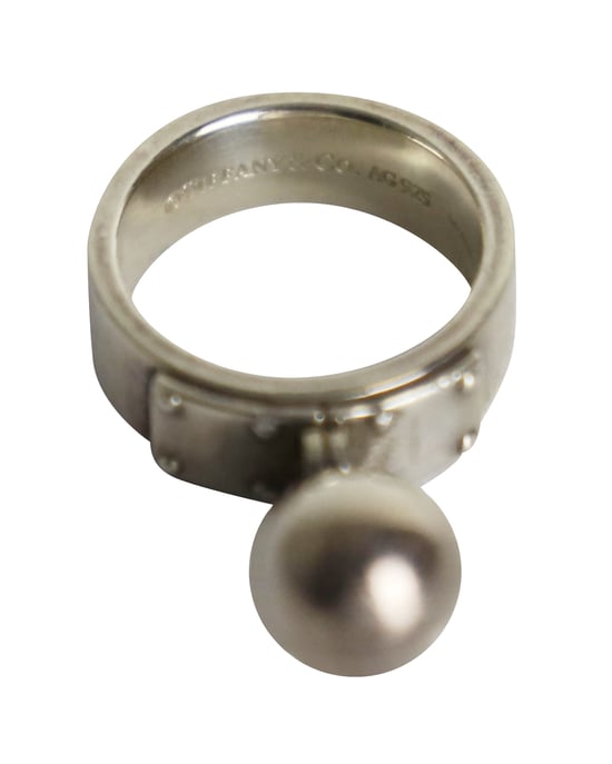 Tiffany & Co Ball Dangle Ring in Silver Metal - Image 4