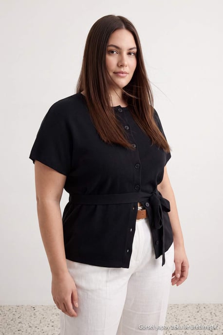 Trendyol Curve Dam Svart Enfärgad Lång Regular fit Plus size Blusar - Image 6