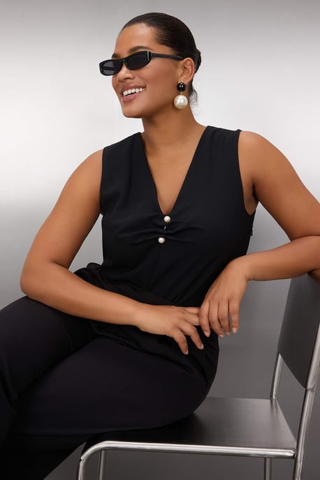 Trendyol Curve Dam Svart Enfärgad Ärmlös Regular fit Plus size Blusar - Image 1