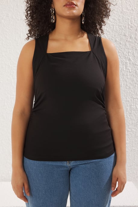 Trendyol Curve Dam Svart Enfärgad Ärmlös Figursydd Plus size Blusar - Image 2