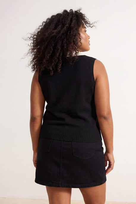 Trendyol Curve Dam Svart Färgblock Ärmlös Figursydd Plus size Blusar - Image 2