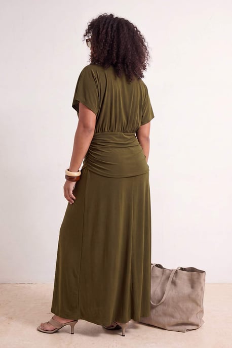 Trendyol Curve Dam Khaki Enfärgad Maxi Kort A-linje Plus size Klänning - Image 2