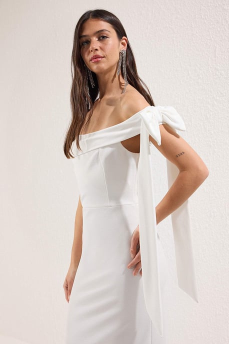 TRENDYOLMİLLA Women's White Color block Maxi Sleeveless Stylish/Night Bodycon Dresses - Image 3
