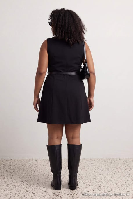 Trendyol Curve Dam Svart Enfärgad Kort / Mini Ärmlös Skater Plus size Klänning - Image 3