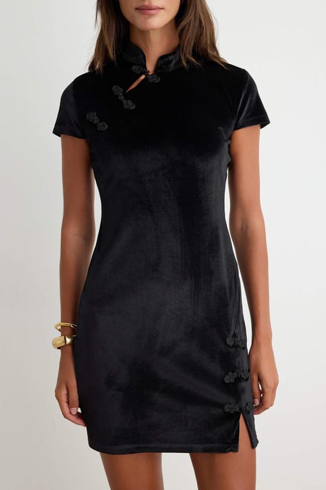 TRENDYOLMİLLA Women's Plain Short / Mini Short Bodycon Dresses - Image 3