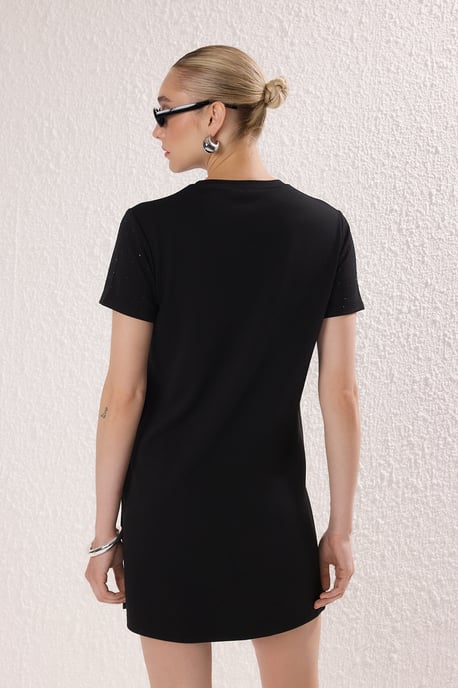 TRENDYOLMİLLA Dames Zwart Effen Kort / Mini Kort Casual Recht Jurken - Image 3