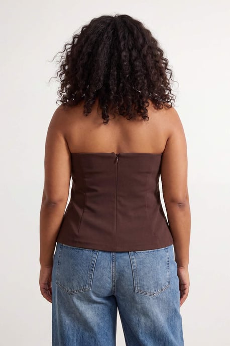 Trendyol Curve Dam Brun Enfärgad Ärmlös Figursydd Plus size Blusar - Image 2
