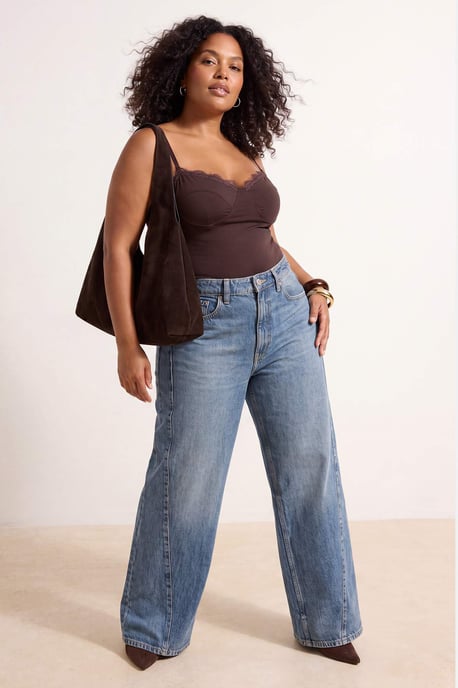 Trendyol Curve Dam Brun Enfärgad Ärmlös Figursydd Plus size Blusar - Image 2