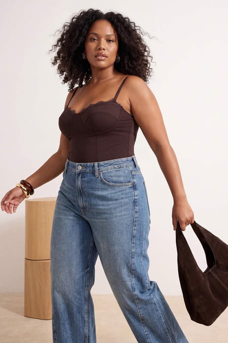 Trendyol Curve Dam Brun Enfärgad Ärmlös Figursydd Plus size Blusar - Image 6
