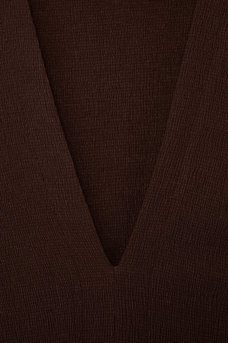 Trendyol Curve Dam Brun Enfärgad Ärmlös Figursydd Plus size Blusar - Image 4