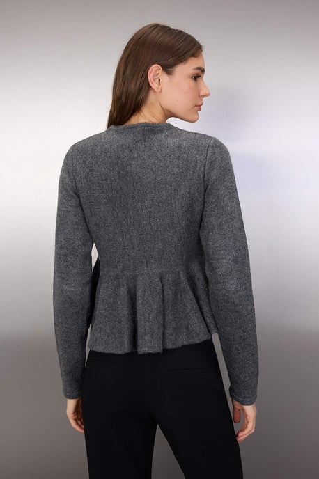 TRENDYOLMİLLA Women's Gray Plain Long Regular fit Cardigans - Image 3
