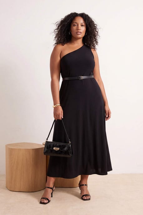 Trendyol Curve Dam Svart Enfärgad Maxi Ärmlös A-linje Plus size Klänning - Image 6