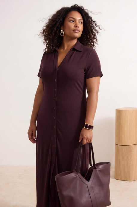Trendyol Curve Dam Brun Enfärgad Maxi Kort Rak Plus size Klänning - Image 2