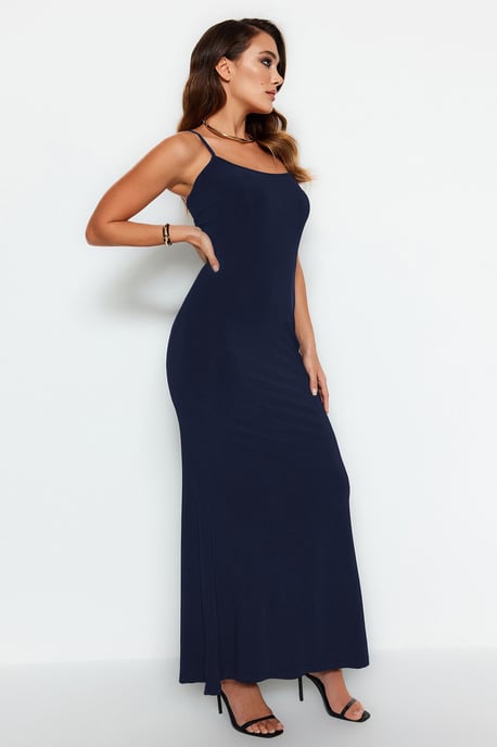 TRENDYOLMİLLA Dames Donkerblauw Effen Maxi Mouwloos Casual Zeemeermin Jurken - Image 2