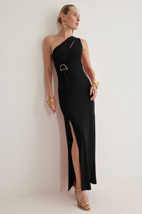 TRENDYOLMİLLA Women's Black Plain Maxi Sleeveless Graduation / Prom Shift Evening & Prom Dress - Image 4