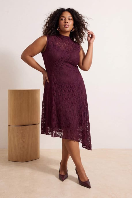 Trendyol Curve Dam Lila Enfärgad Maxi Ärmlös A-linje Plus size Klänning - Image 2