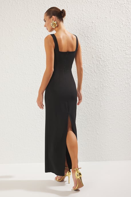 TRENDYOLMİLLA Women's Black Plain Maxi Sleeveless Graduation / Prom Shift Evening & Prom Dress - Image 2