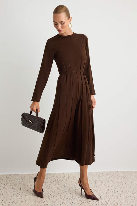 Trendyol Modest Dames Bruin Effen Maxi Lang Casual A-lijn Modest Jurken - Image 4